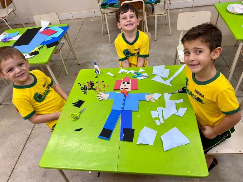 A turma do Infantil conheceu a história “Pedro e o Lobo”